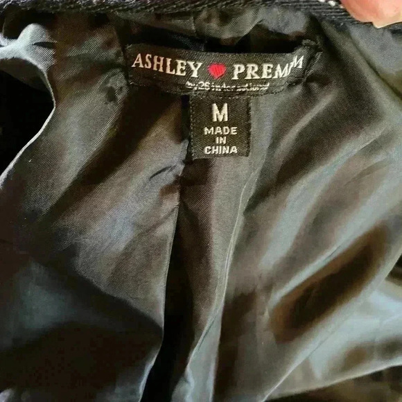 Faux Leather and Fur Beautiful medium jacket in excellent condition - Picture 2 of 10
